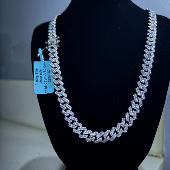 Silver Moissanite Cuban Link Chain Necklace